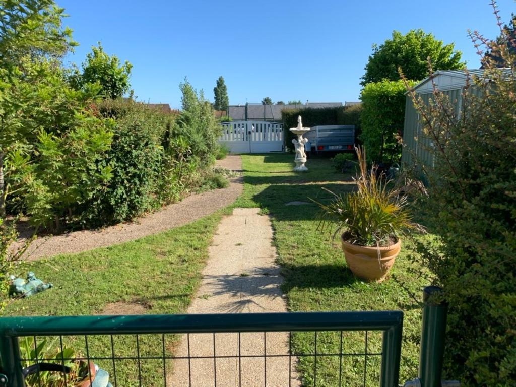 Résidence Les jardins de Courseulles F3 Extérieur photo